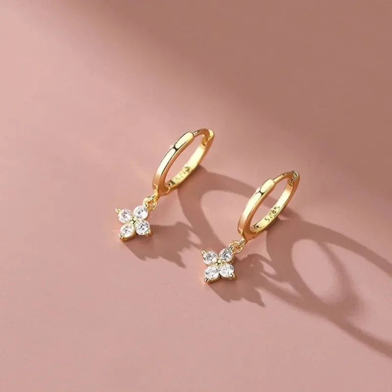 925 Silver Needle Zircon Four Leaf Hoop Earrings for Women Girls Fashion Huggies Party Wedding Jewelry Gift