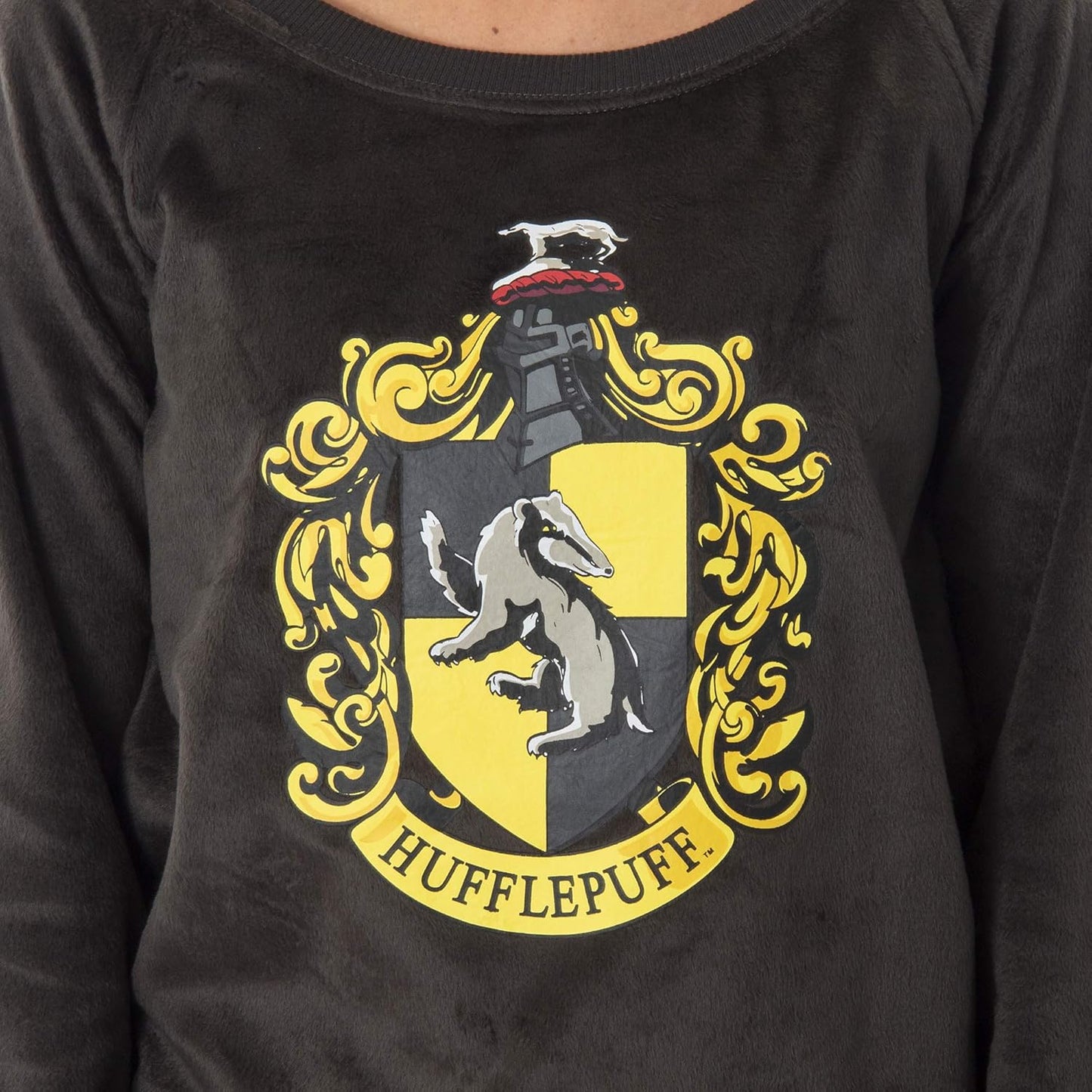 Harry Potter Juniors' Hogwart Castle House Crest Fleece Jogger Pajama Set - All 4 Houses Available